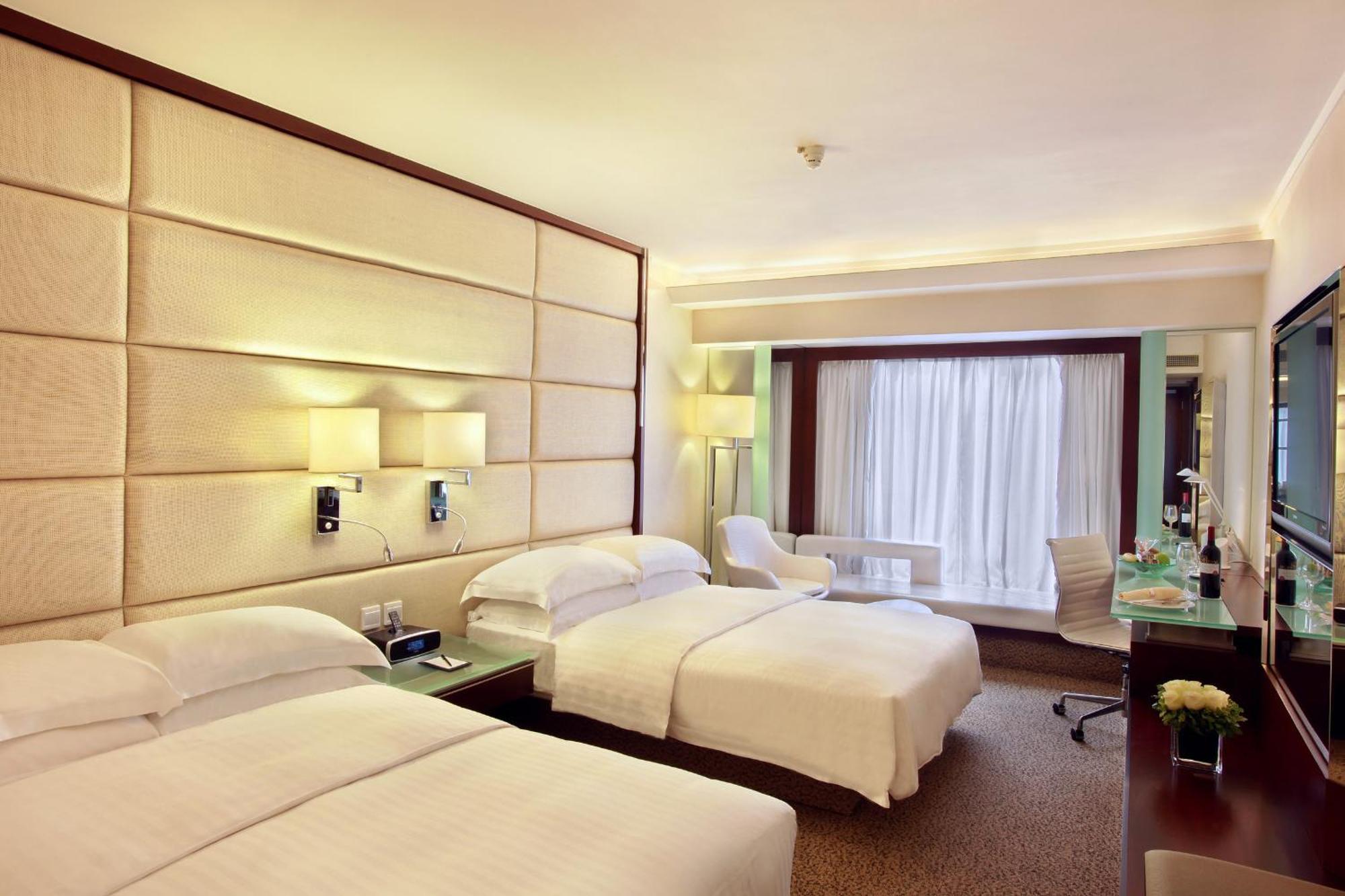 Regal Kowloon Hotel Гонконг Екстер'єр фото