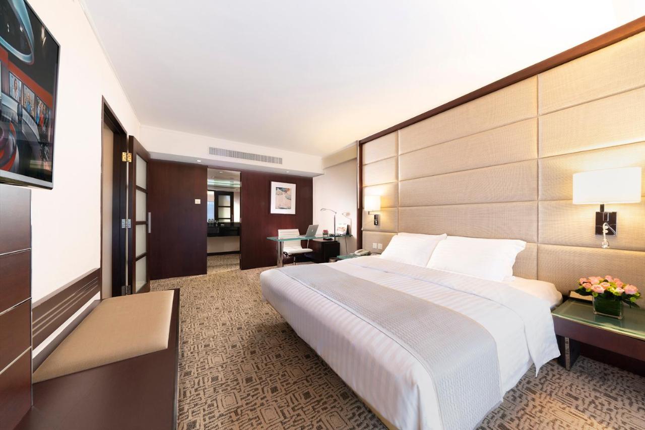 Regal Kowloon Hotel Гонконг Екстер'єр фото